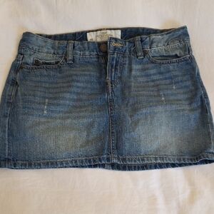 H&M Blue Mini Denim Skirt - Sz 8 EUC